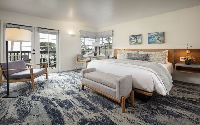 Carmel Beach Hotel