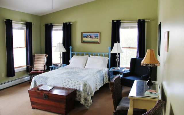 Point au Roche Lodge