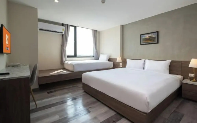 B2 Korat Premier Hotel