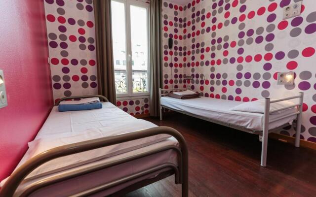 Oops! Latin quarter by Hiphophostels