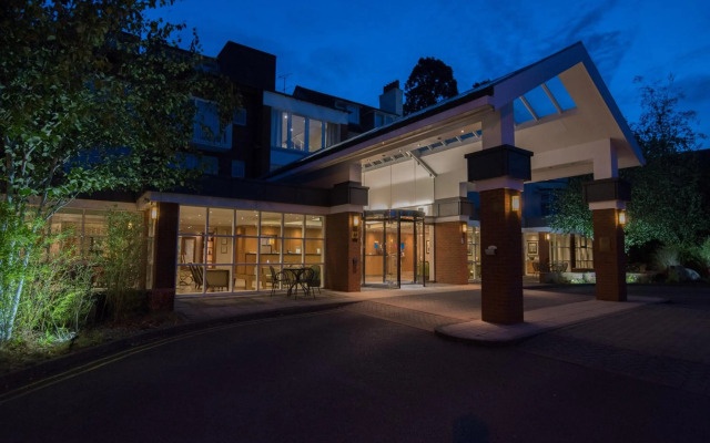 Regency Park Hotel