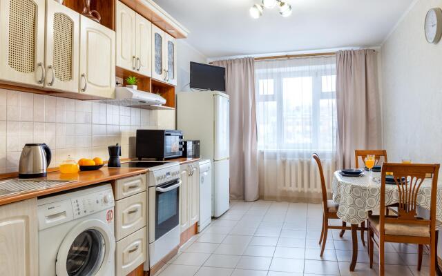 Апартаменты на Коломяжском проспекте 36/2