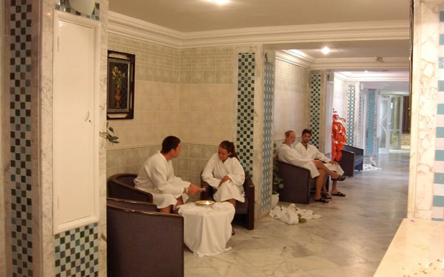 Aylimas - Families Only