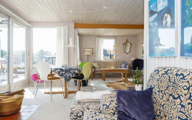 6 Person Holiday Home in Juelsminde