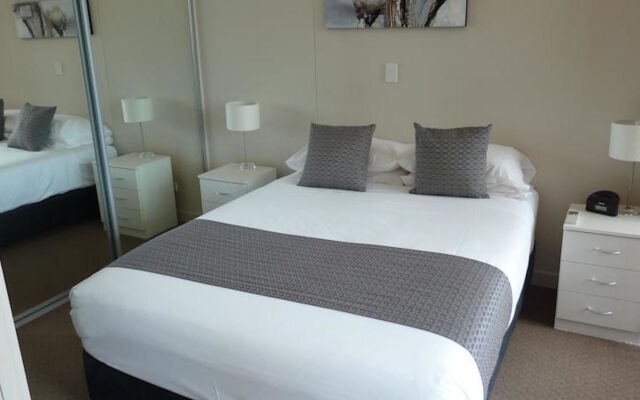 Property Vine - Dalgety Apartments