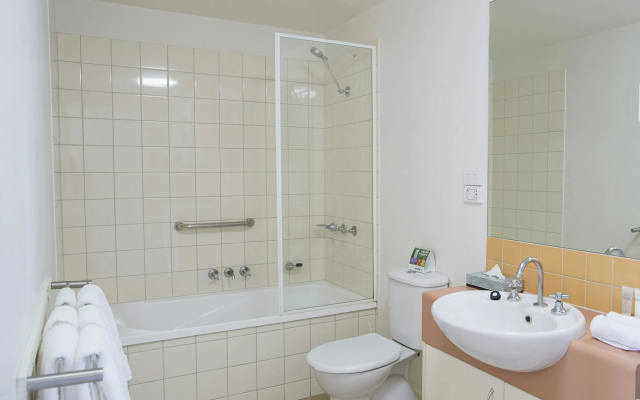Metro Advance Apartments & Hotel, Darwin