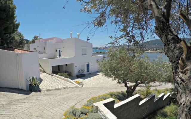 Villa Ariadni