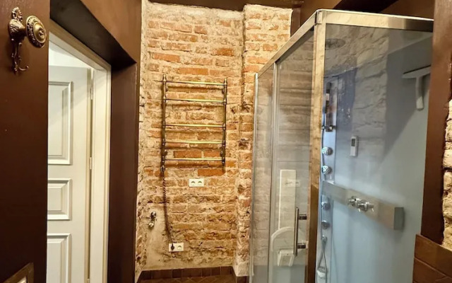 Pilies8 Luxury Vilnius Apartment