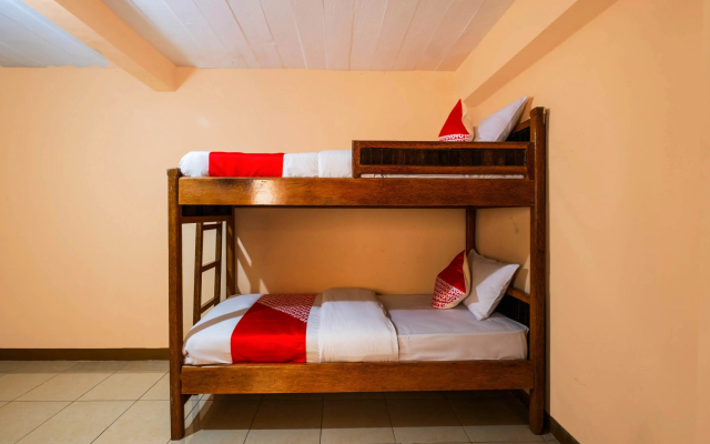 OYO 2900 New Bukit Kasih