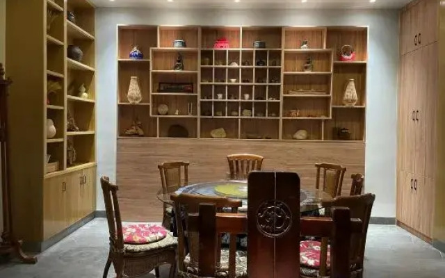 Changting Qingshiban Jiujiu Inn