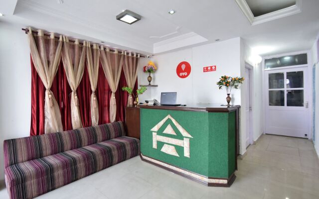 Capital O 11741 Hotel Nest