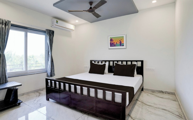 Hotel Ambika, Vadodara