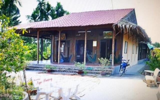 Ngoc Phuong Homestay