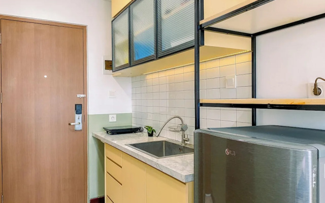 Best And Comfy Studio Apartment B Residence