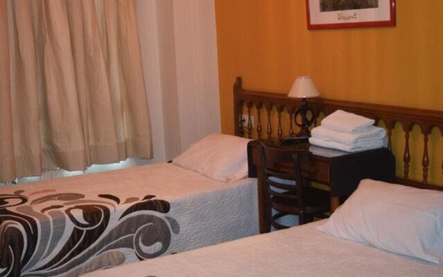 Hostal Waksman