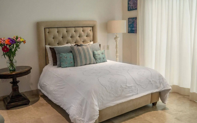 Ventanas Hotel & Residences