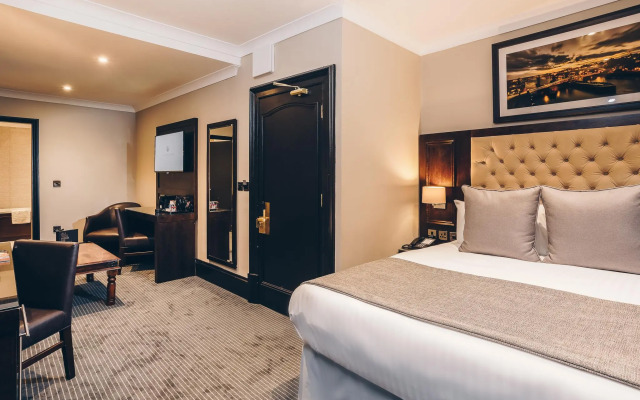 County Hotel & County Aparthotel Newcastle