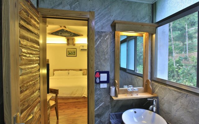 Zhangjiajie Destination Youth Hostel