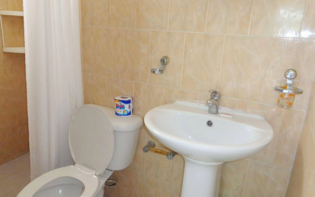 RIG Hostel Boca Chica Back Packer