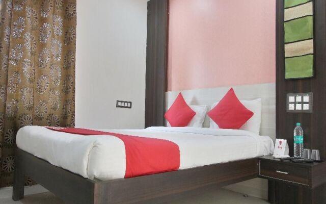 OYO 14520 Habitat Hotel & Suites