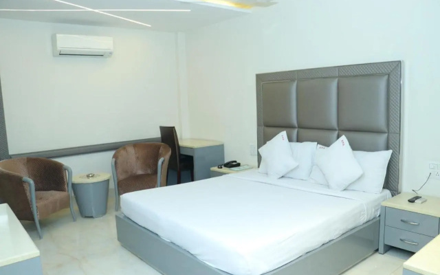 Hotel Nagpal Regency