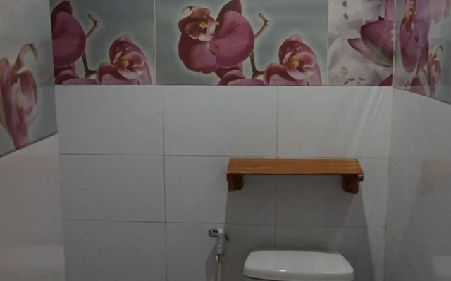 Rooms 498 Hostel