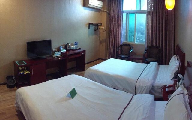 Qingzhen Three Tree Hotel