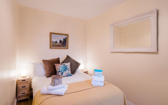Whitstable's Beachcombers, Sleeps 10, Dog Friendly