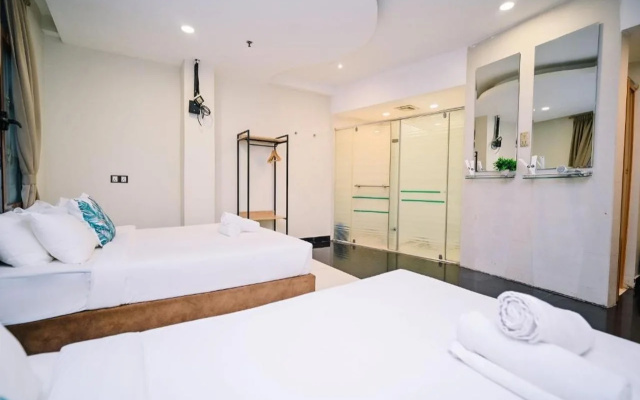 Swing Pillows Central Market Kuala Lumpur – Guest Rooms – Kuala Lumpur