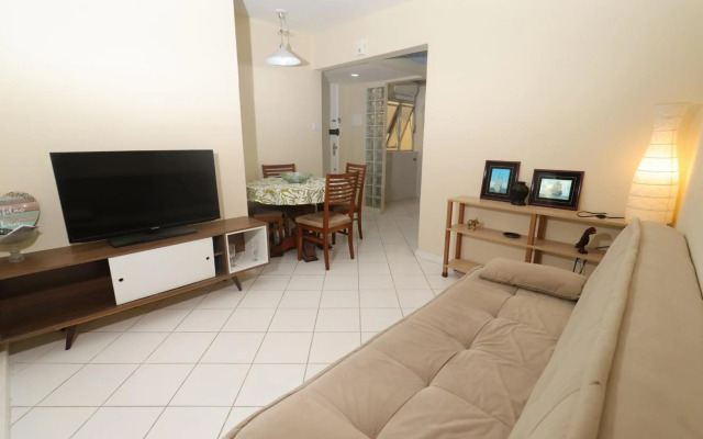 Apartamento mobiliado em Copacabana a 200m da praia