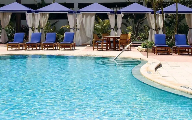 Sunny Isles 4 Bedrooms on the beach