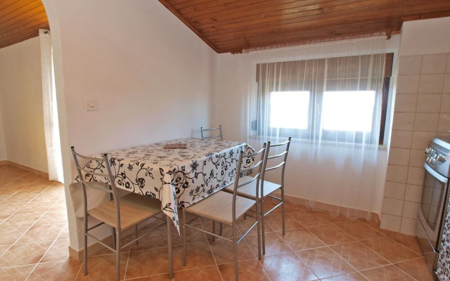 Apartment 1376