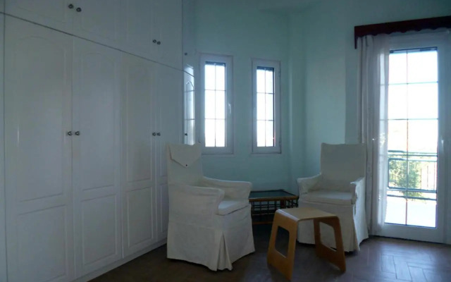 Deskas House. Two Floor Apartment With Excellent View