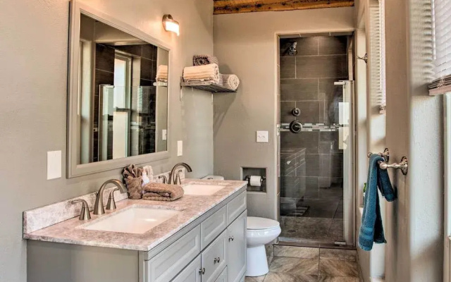 Pet-friendly Taos House w/ Patio & Hammock!