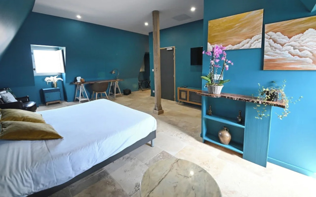 Le logis de l'abbaye de Saint Savin