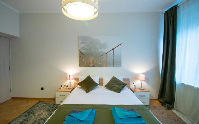 Dani City Center Apartment