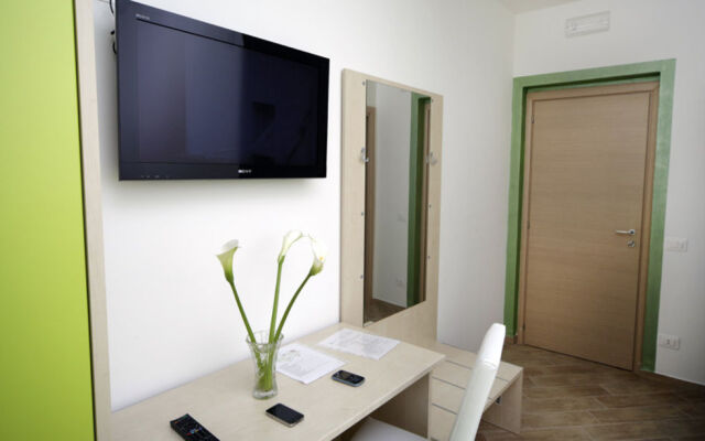 B&B Acropolis
