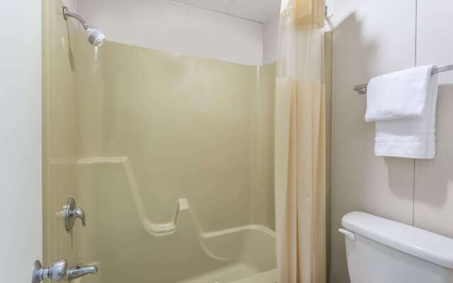 Days Inn by Wyndham Bedford