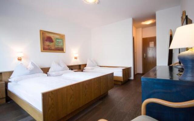 Hotel Pension Weingarten