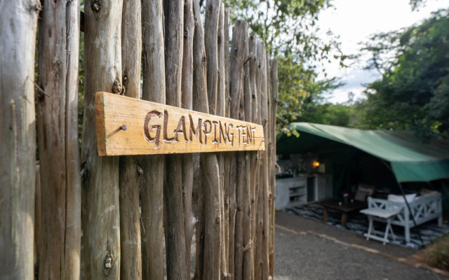 Ol Losowan House, Karen