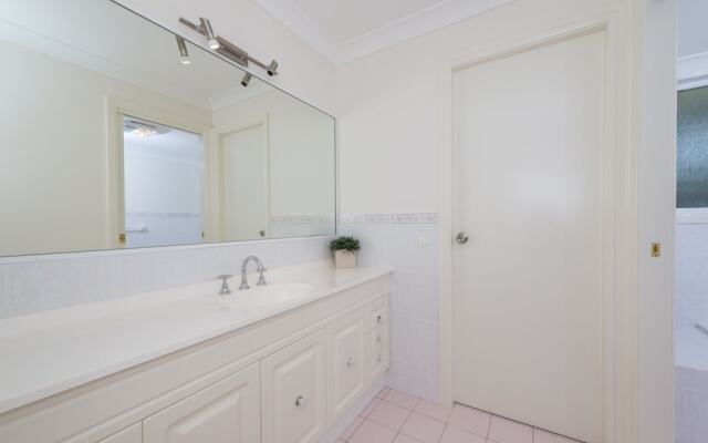 Canomii Close 24 - Nelson Bay