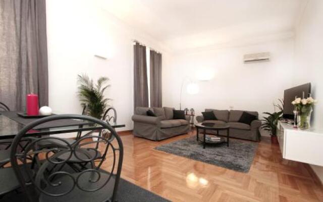 Lux Properzio Apartment