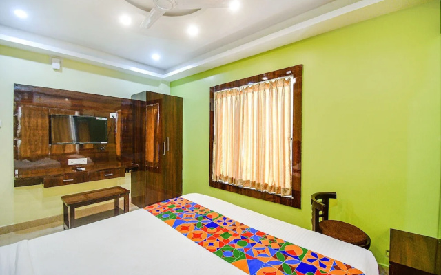 Fabhotel The Seven Wonders