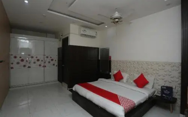 Hotel Grand A-star by OYO Rooms