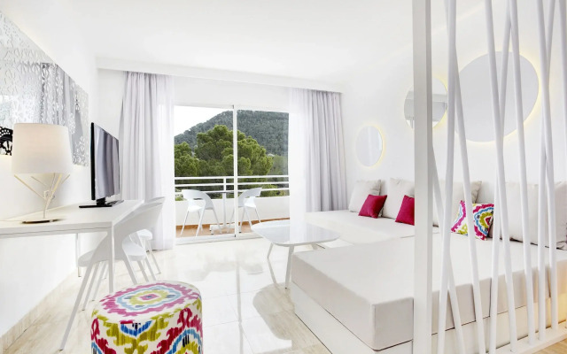 Grupotel Ibiza Beach Resort - Adults Only