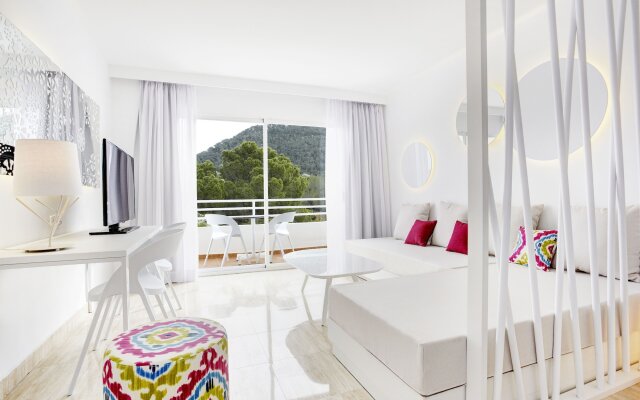 Grupotel Ibiza Beach Resort - Adults Only