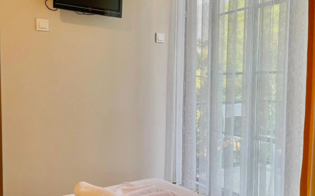 Cennet Hotel