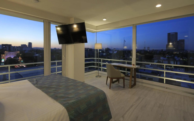Hotel Velvet Plaza