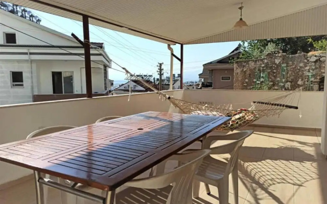 House With Terrace and a Calming View in Fethiye