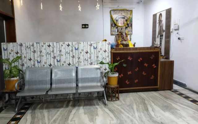Spot On 702249 Shakti Homestay